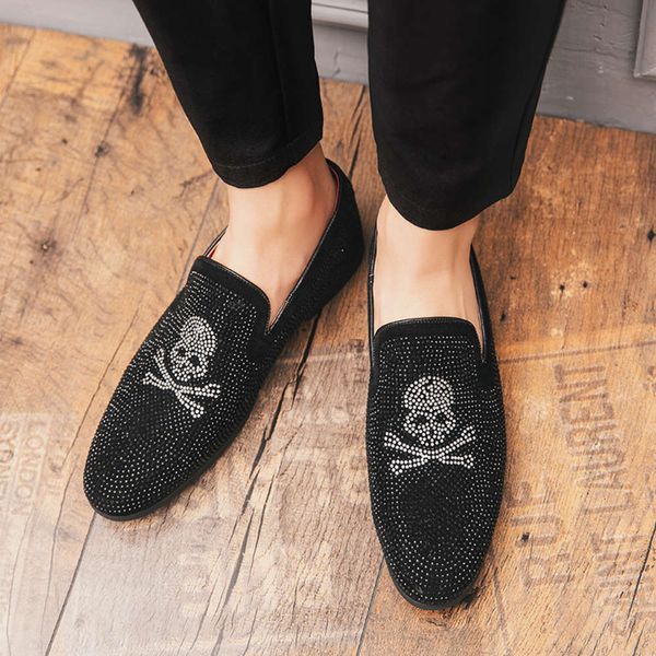 brand korean versatile personality summer doudou pointed rhinestone british men's casual shoes fashion, White;red
brand korean versatile personality summer doudou pointed rhinestone british men's casual shoes fashion, White;red