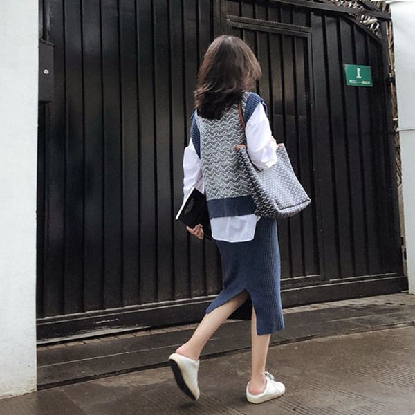 autumn french style lady like woman lightly mature sweater business two-piece set fashionable retro three-piece dress for women winter, White;black
autumn french style lady like woman lightly mature sweater business two-piece set fashionable retro three-piece dress for women winter, White;black