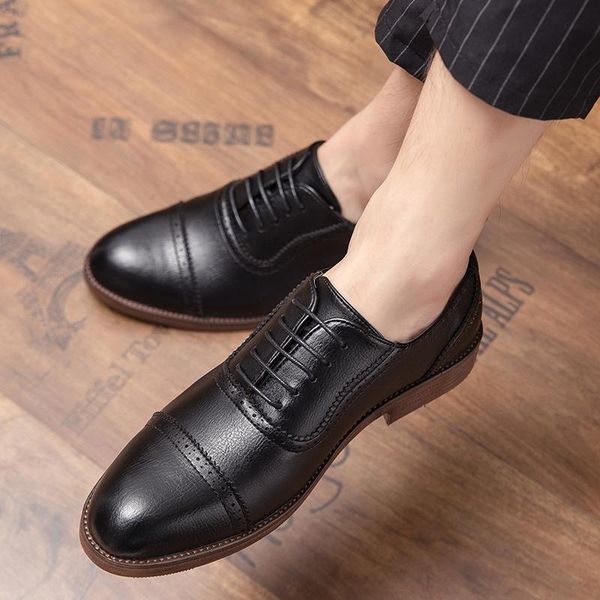classic man pointed toe dress shoes mens pu leather black wedding shoes male oxford formal plus size zapatos
classic man pointed toe dress shoes mens pu leather black wedding shoes male oxford formal plus size zapatos