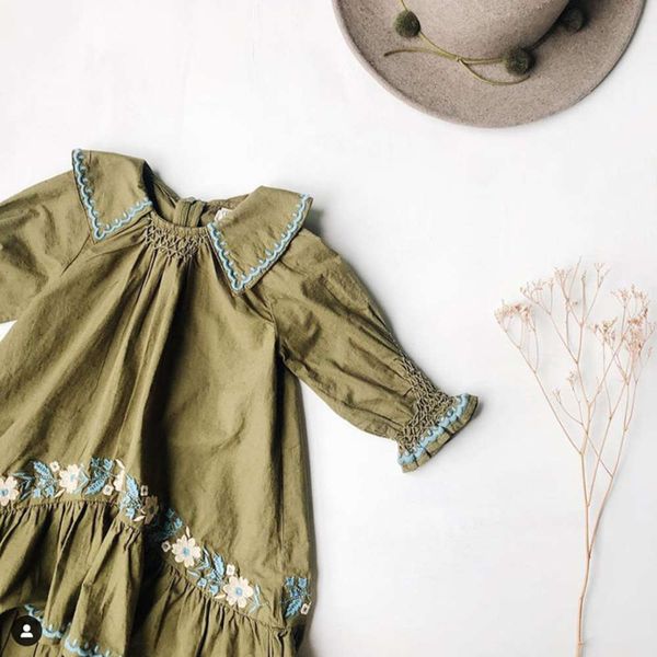 summer spring korean fashionable 21 children's clothing edition girls' embroidered dot drs frh and casual 7 / 3 sve princs skirt o, Red;yellow
summer spring korean fashionable 21 children's clothing edition girls' embroidered dot drs frh and casual 7 / 3 sve princs skirt o, Red;yellow