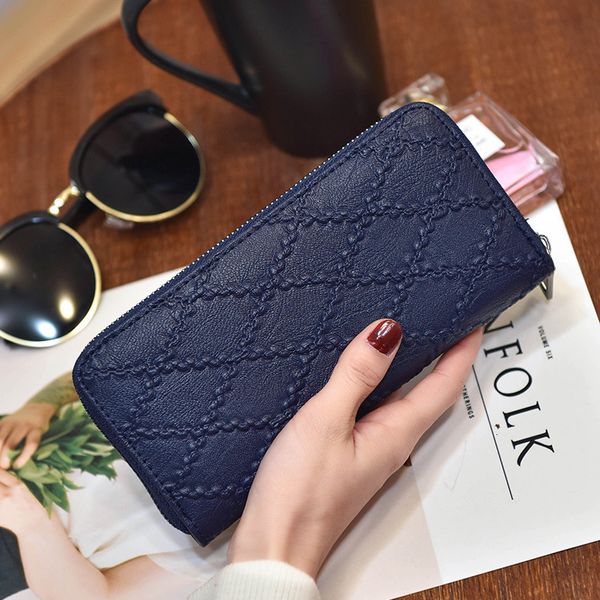 long women purses fashion designer zipper simplicity embossed lingge lady sweet clutch wallet multi-card purse, Red;black
long women purses fashion designer zipper simplicity embossed lingge lady sweet clutch wallet multi-card purse, Red;black