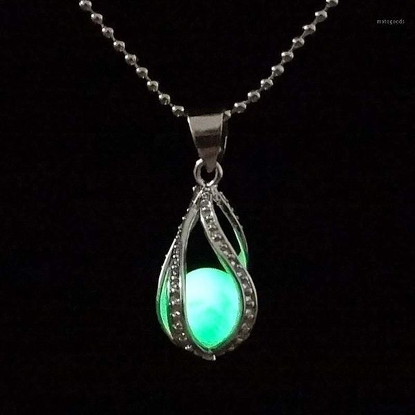 wholesale-2016 women girls cute fashion charming pretty magic heart locket glow in the dark pendant necklace cool women gift, Silver
wholesale-2016 women girls cute fashion charming pretty magic heart locket glow in the dark pendant necklace cool women gift, Silver