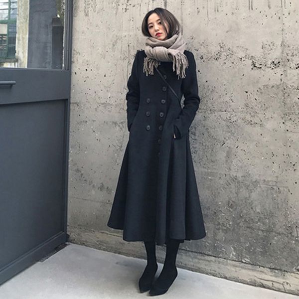 black hepburn fur for women's middle and long style waist closing slim double breasted large swing over the knee coat
black hepburn fur for women's middle and long style waist closing slim double breasted large swing over the knee coat