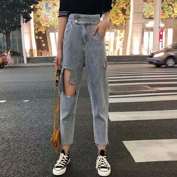 fall / winter 2019 new fashion casual wear hole denim capris high waist loose straight pants women's ins trend, Blue
fall / winter 2019 new fashion casual wear hole denim capris high waist loose straight pants women's ins trend, Blue