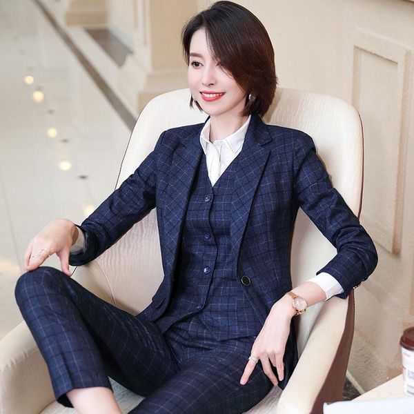 ladies suit autumn and winter new plaid high-end fashion casual business wear elegant slim trousers suit women's two-piece, White
ladies suit autumn and winter new plaid high-end fashion casual business wear elegant slim trousers suit women's two-piece, White