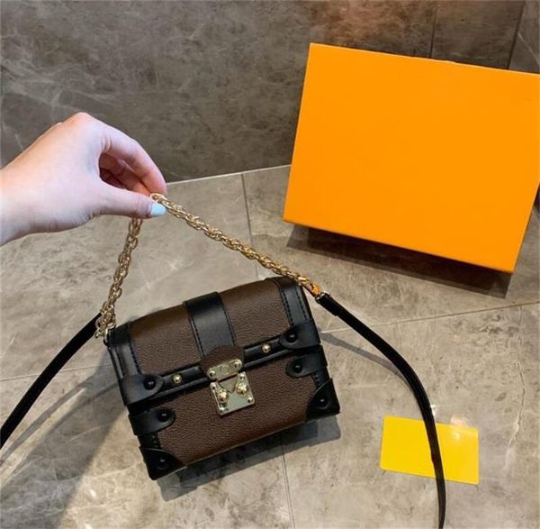 mini trunk shoulder bags designers luxurys wallet backpacks key chain wallet flap cute handbags fashion trunk bags with box
mini trunk shoulder bags designers luxurys wallet backpacks key chain wallet flap cute handbags fashion trunk bags with box