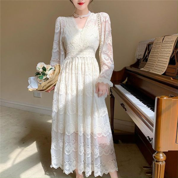 white floral dress women casual elegant chiffon lace fairy dress female long sleeve french party midi fall wear women 2021, Black;gray
white floral dress women casual elegant chiffon lace fairy dress female long sleeve french party midi fall wear women 2021, Black;gray