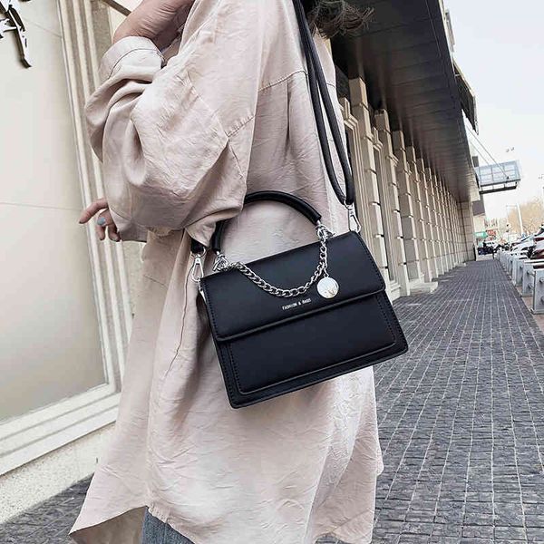 women's handbags 2022 new luxury pu leather chains lady shoulder bags trendy shopper wallet female crossbody black white
women's handbags 2022 new luxury pu leather chains lady shoulder bags trendy shopper wallet female crossbody black white