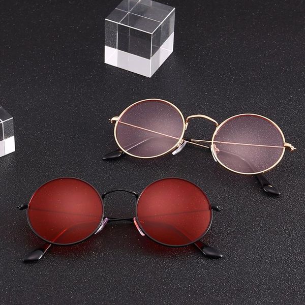 sunglasses round retro ocean len metal frame luxury fashion brand designer uv400 2xpc, White;black 
sunglasses round retro ocean len metal frame luxury fashion brand designer uv400 2xpc, White;black