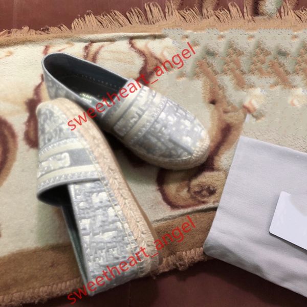2021 fashion handmade sell women s low-espadrilles canvas shoe casual sneakers rubber sole ladys flat slip-on dress shoes 36-40, Black;red
2021 fashion handmade sell women s low-espadrilles canvas shoe casual sneakers rubber sole ladys flat slip-on dress shoes 36-40, Black;red