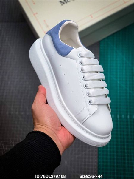 wholesale high-quality luxury designer platform walking shoes complete in color, lowest in price and latest in style size35~45
wholesale high-quality luxury designer platform walking shoes complete in color, lowest in price and latest in style size35~45
