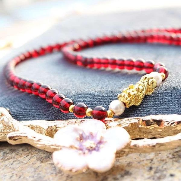 burgundy semi-precious stones women's crystal bracelet, purple tooth black stone three circles jewelry
burgundy semi-precious stones women's crystal bracelet, purple tooth black stone three circles jewelry