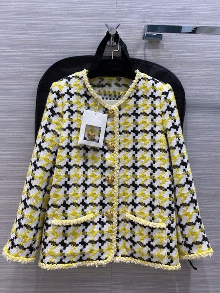 women's jackets women plaid woolen coat 2021 autumn fashion high-end design woven soft contrast color twist o-neck jacket coats, Black;brown
women's jackets women plaid woolen coat 2021 autumn fashion high-end design woven soft contrast color twist o-neck jacket coats, Black;brown
