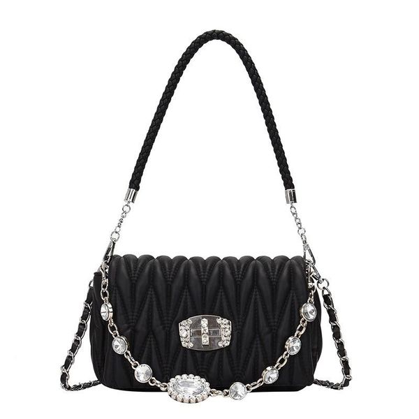 totes 2021 gold velvet shell bag personality hand-carrying clip mouth tide women's retro diamond shoulder 31148
totes 2021 gold velvet shell bag personality hand-carrying clip mouth tide women's retro diamond shoulder 31148