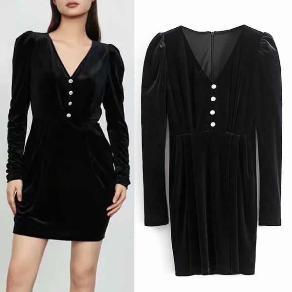 2021 new black velvet women v neck long puff sleeve mini dress woman vintage french elegant cocktail party dresses lim9, Black;gray
2021 new black velvet women v neck long puff sleeve mini dress woman vintage french elegant cocktail party dresses lim9, Black;gray