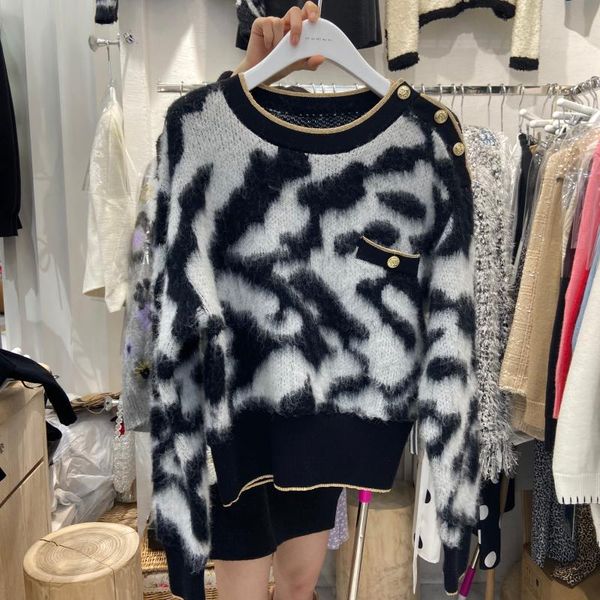 faux cashmere women leopard knitted sweater winter leopard winter thick long sleeve female pullovers casual button sa138s50, White;black
faux cashmere women leopard knitted sweater winter leopard winter thick long sleeve female pullovers casual button sa138s50, White;black