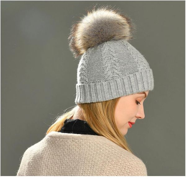 winter real raccoon fur pom pom hat women ladies wool knitted cap with big fluffy fur pompom wool cashmere angora fu qylsae
winter real raccoon fur pom pom hat women ladies wool knitted cap with big fluffy fur pompom wool cashmere angora fu qylsae