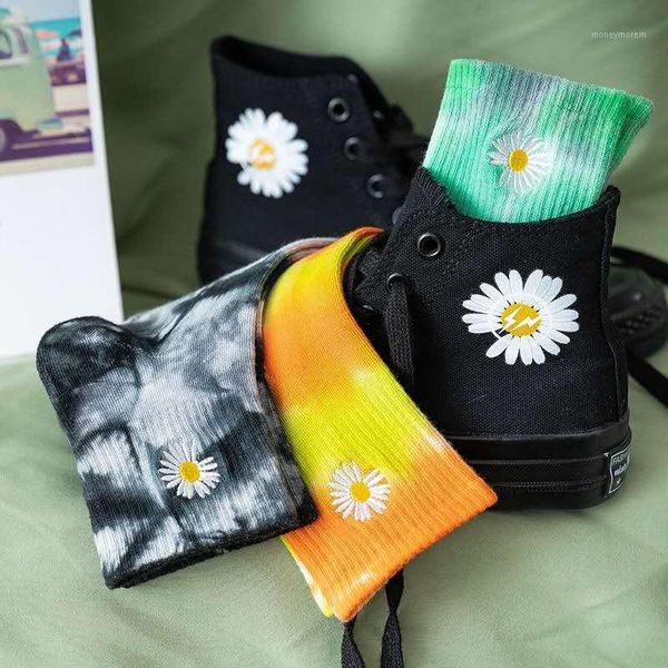 men's socks tie dye embroidered daisy women's medium tube cotton men's and thin summer fashion street skat1, Black
men's socks tie dye embroidered daisy women's medium tube cotton men's and thin summer fashion street skat1, Black
