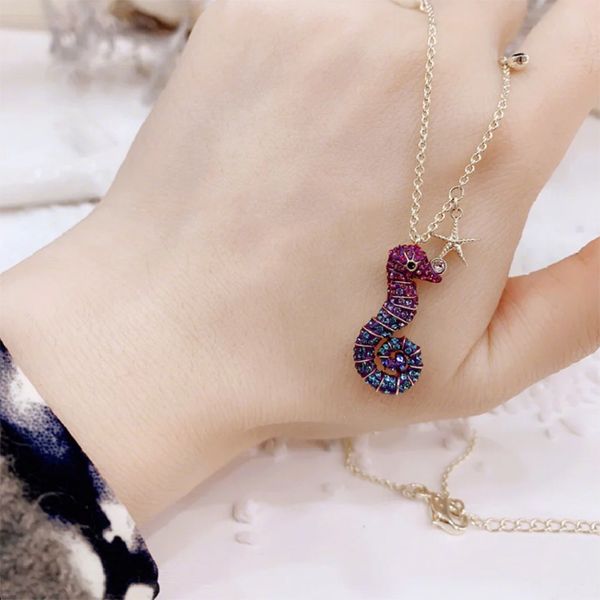 2021 shijia new necklace ocean series cute pearl starfish color dwarf seahorse gradient crystal necklace female fashion design, Silver
2021 shijia new necklace ocean series cute pearl starfish color dwarf seahorse gradient crystal necklace female fashion design, Silver