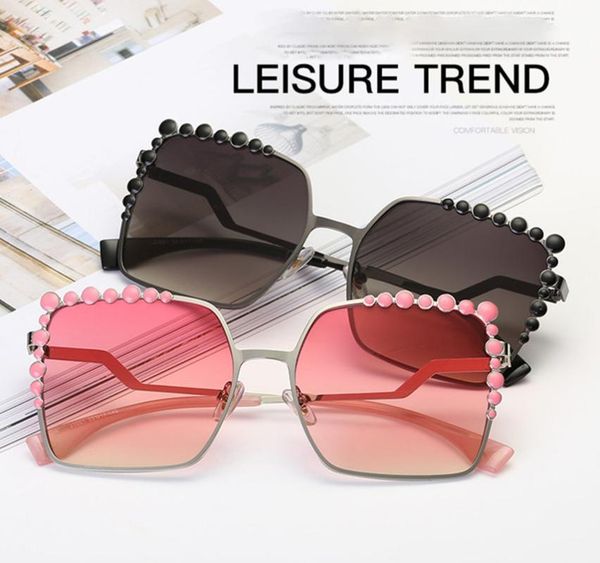fashion square sunglasses 2020 large rhinestone sun glasses ladies summer glasses trending products 2020, White;black
fashion square sunglasses 2020 large rhinestone sun glasses ladies summer glasses trending products 2020, White;black