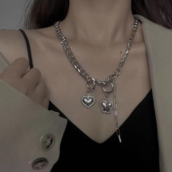 aomu new retro butterfly love heart pendant metal contrast color thick chain clavicle sweater chain necklace women jewelry, Golden;silver
aomu new retro butterfly love heart pendant metal contrast color thick chain clavicle sweater chain necklace women jewelry, Golden;silver