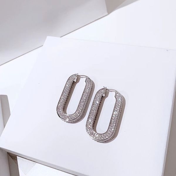 2020 new oval full diamond earrings, light luxury style, selected high-quality asian gold materials with pure silver ear pins, hypoallergeni, Golden;silver
2020 new oval full diamond earrings, light luxury style, selected high-quality asian gold materials with pure silver ear pins, hypoallergeni, Golden;silver