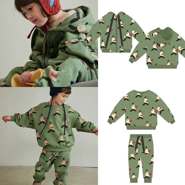 kids thick sweater new winter d boys girls velvet warmful hooded sweatshirts baby child cotton fashion outwear clothes 201210, Black
kids thick sweater new winter d boys girls velvet warmful hooded sweatshirts baby child cotton fashion outwear clothes 201210, Black