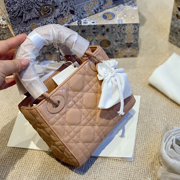 lady d bag women crossbody bag designers handbag womens shoulder bag luxurys designers bags leather tote designers purses wallet p21011903l
lady d bag women crossbody bag designers handbag womens shoulder bag luxurys designers bags leather tote designers purses wallet p21011903l