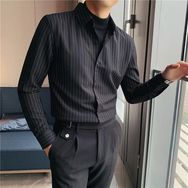 autumn and winter new shirt stitching fake two pieces of british retro leisure fake two pieces of men's slim handsome, White;black
autumn and winter new shirt stitching fake two pieces of british retro leisure fake two pieces of men's slim handsome, White;black