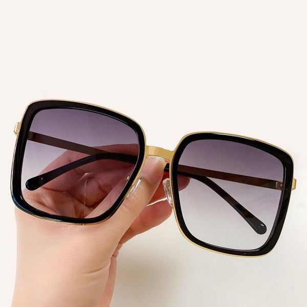 nova oversized moda praa mulher culos de sol vintage superior para feminino uv400 61yy, White;black
nova oversized moda praa mulher culos de sol vintage superior para feminino uv400 61yy, White;black