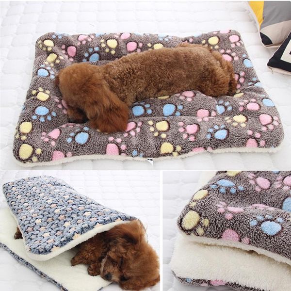 soft fleece pad pet blanket flannel thickened pet bed mat for puppy dog cat sofa cushion home rug keep warm sleeping cover
soft fleece pad pet blanket flannel thickened pet bed mat for puppy dog cat sofa cushion home rug keep warm sleeping cover