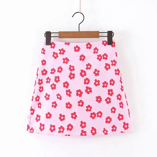 vacation style flower printing women pink satin mini skirt 2019 autumn leisure lady a-line skirts p1509 q1209, Black
vacation style flower printing women pink satin mini skirt 2019 autumn leisure lady a-line skirts p1509 q1209, Black