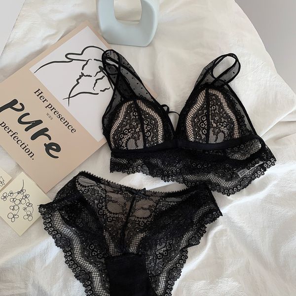 comfortable bralette triangle cup thin underwear lace seamless bra set home wear clothes women lingerie panties, Black;white
comfortable bralette triangle cup thin underwear lace seamless bra set home wear clothes women lingerie panties, Black;white
