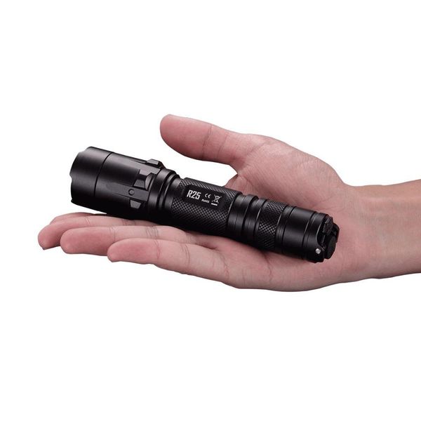 nitecore r25 тактический фонарик cree xp l hi hi hi v3 max 800 lumen beam расстояние 321 метр наружный факел с зарядным зарядным устройством
nitecore r25 тактический фонарик cree xp l hi hi hi v3 max 800 lumen beam расстояние 321 метр наружный факел с зарядным зарядным устройством