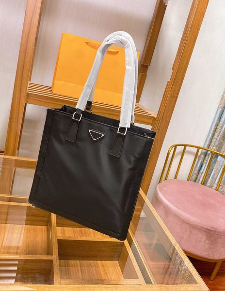 2021 luxury 3a classic brand 30cm black shopping bag canvas nylon large capacity handbag handbag ladies shoulder bag
2021 luxury 3a classic brand 30cm black shopping bag canvas nylon large capacity handbag handbag ladies shoulder bag