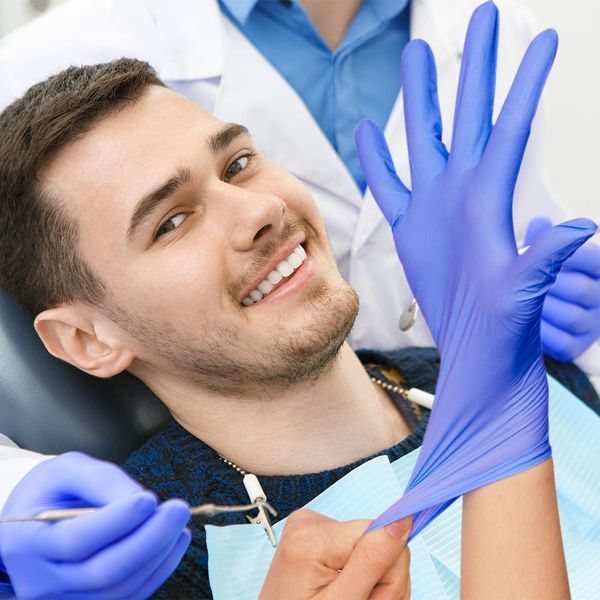 100pcs/set disposable multifunction gloves nitrile dustproof garden gloves
100pcs/set disposable multifunction gloves nitrile dustproof garden gloves