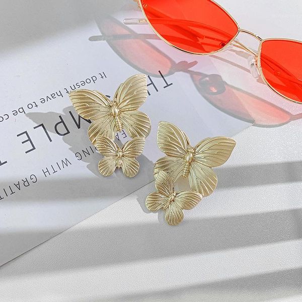 shiny side fashion brand jewelry butterfly stud earrings for women new style insect earring1, Golden;silver
shiny side fashion brand jewelry butterfly stud earrings for women new style insect earring1, Golden;silver