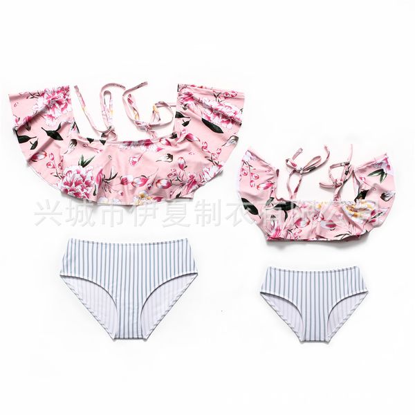 parent child new baby girl swimsuit one line shoulder strap split bikini, White;black
parent child new baby girl swimsuit one line shoulder strap split bikini, White;black