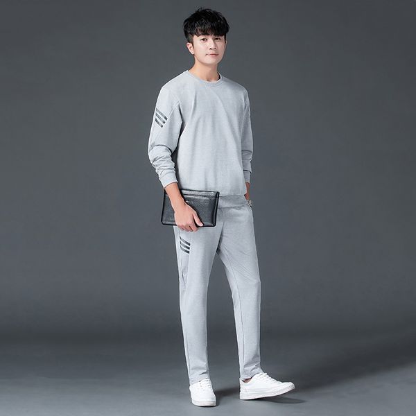 spring and autumn 2020 round neck sports suit youth slim fit cover three bar sweater two piece men's wear trend, Gray
spring and autumn 2020 round neck sports suit youth slim fit cover three bar sweater two piece men's wear trend, Gray
