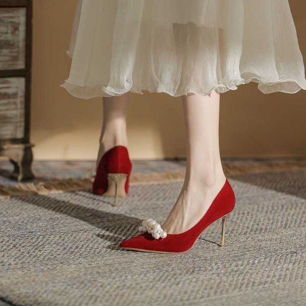 dress shoes high heels pointed heel's silk satin thin heel shallow mouth pearl single red bride wedding banquet shoes, Black
dress shoes high heels pointed heel's silk satin thin heel shallow mouth pearl single red bride wedding banquet shoes, Black