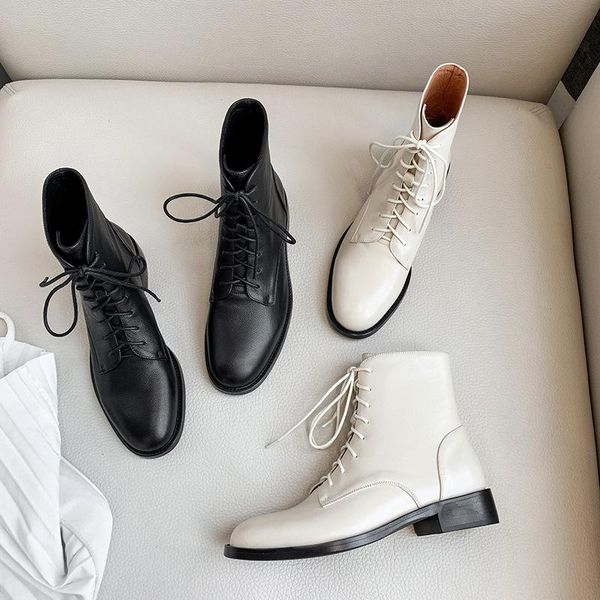 boots bright2021 autumn korean fashion round head low short single versatile thi heel women's, Black 
boots bright2021 autumn korean fashion round head low short single versatile thi heel women's, Black