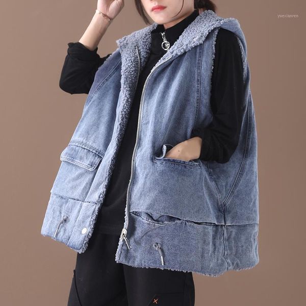 female new autumn and winter korean style plus size outerwear literary hooded thickened two-sided wearing loose lamb vest1, Black;white
female new autumn and winter korean style plus size outerwear literary hooded thickened two-sided wearing loose lamb vest1, Black;white