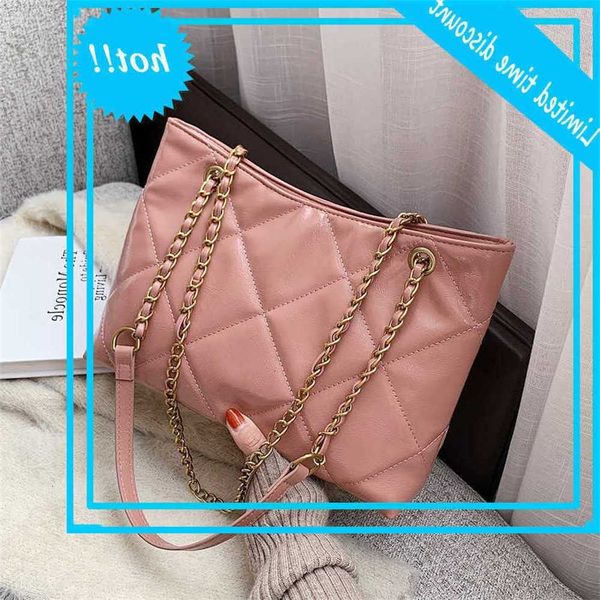 effects colour pu leather shoulders luxury designer crossbody towels 2021 fashion trend hand cups women
effects colour pu leather shoulders luxury designer crossbody towels 2021 fashion trend hand cups women