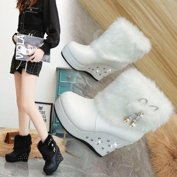 one yona 2021 winter new wedges women short boots add cotton keep warm round toe high heels short plush appliques women boots, Black
one yona 2021 winter new wedges women short boots add cotton keep warm round toe high heels short plush appliques women boots, Black