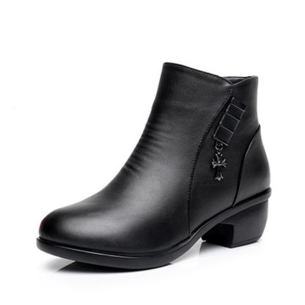 2021 new fall winter leather woman boots genuine plana black female casual women's snow-proof shoes mfc4
2021 new fall winter leather woman boots genuine plana black female casual women's snow-proof shoes mfc4