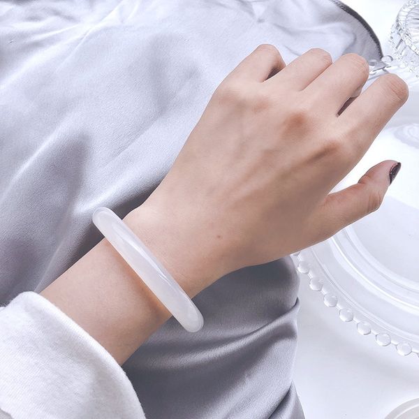 2020 new natural lychee bracelet light jewelry seed round chalcedony bracelet, Black
2020 new natural lychee bracelet light jewelry seed round chalcedony bracelet, Black