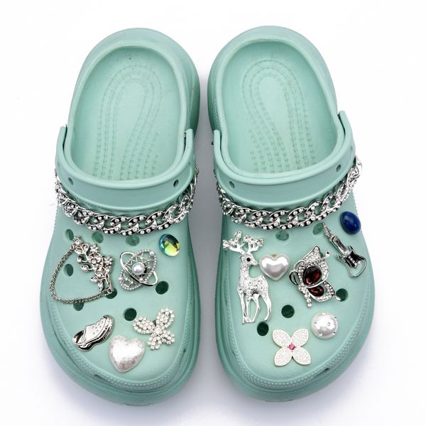 selling 1 pcs metal croc shoe charms animals shoes decorations pearl leaf flower gems wristband girl accessories, White;pink
selling 1 pcs metal croc shoe charms animals shoes decorations pearl leaf flower gems wristband girl accessories, White;pink