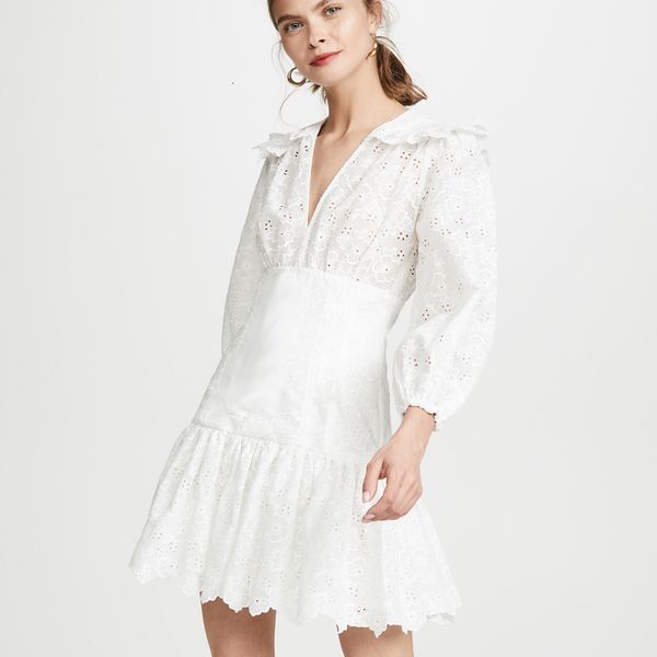 dress with low-cut v, embroidered flowers, hollow, flashlight, elegant, white, slim, for women, spring, summer, new party scmz, Black;gray
dress with low-cut v, embroidered flowers, hollow, flashlight, elegant, white, slim, for women, spring, summer, new party scmz, Black;gray