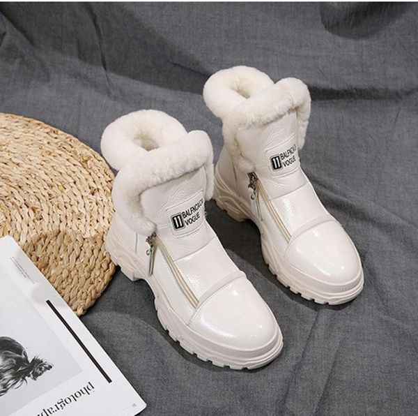 boots 2021 women's patent leather with fur and velvet warm short, Black 
boots 2021 women's patent leather with fur and velvet warm short, Black