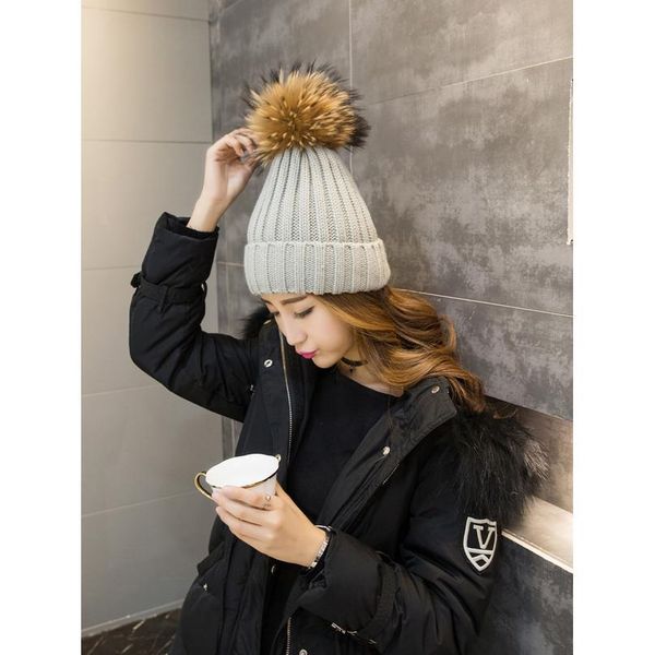 2020 brand winter hat for women beanies cap real raccoon fur pompom women hats bonnet femme girls ca jlljlh
2020 brand winter hat for women beanies cap real raccoon fur pompom women hats bonnet femme girls ca jlljlh
